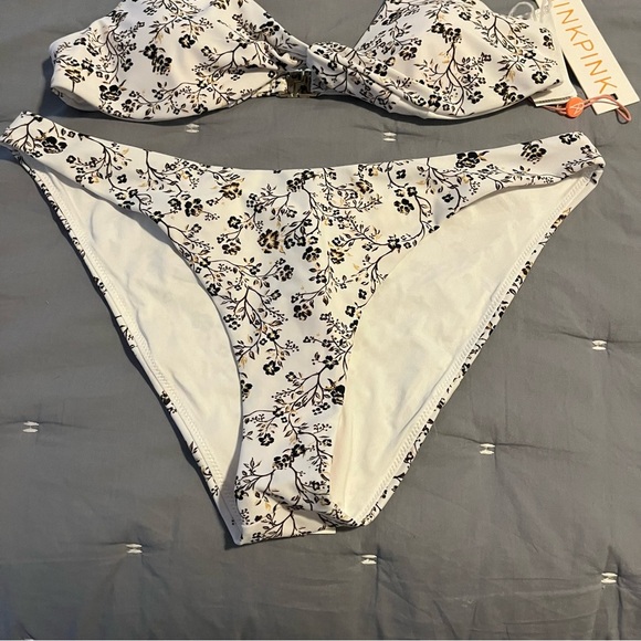 NWT MINK PINK - White Floral DAWSON TIE BIKINI SET M Top L Bottom - Picture 7 of 10